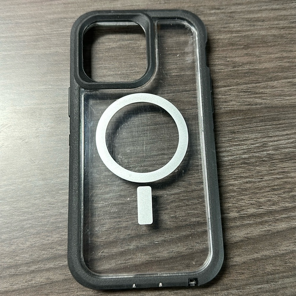 Black OtterBox Defender XT MagSafe iPhone 14 Pro Max Case